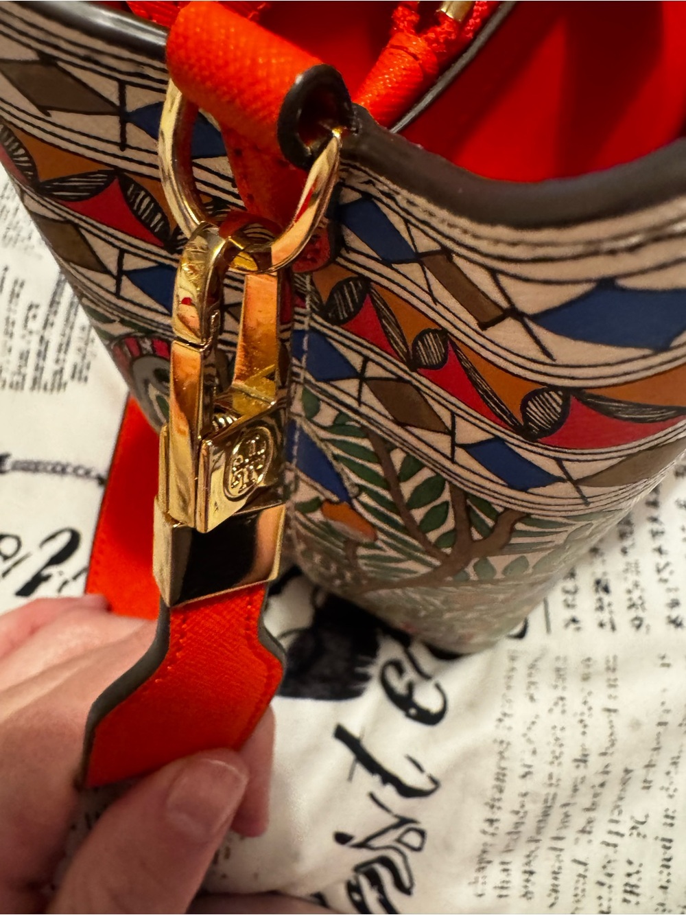 Tory Burch Robinson Satchel In “Something Wild” Print - Picture 10 of 11